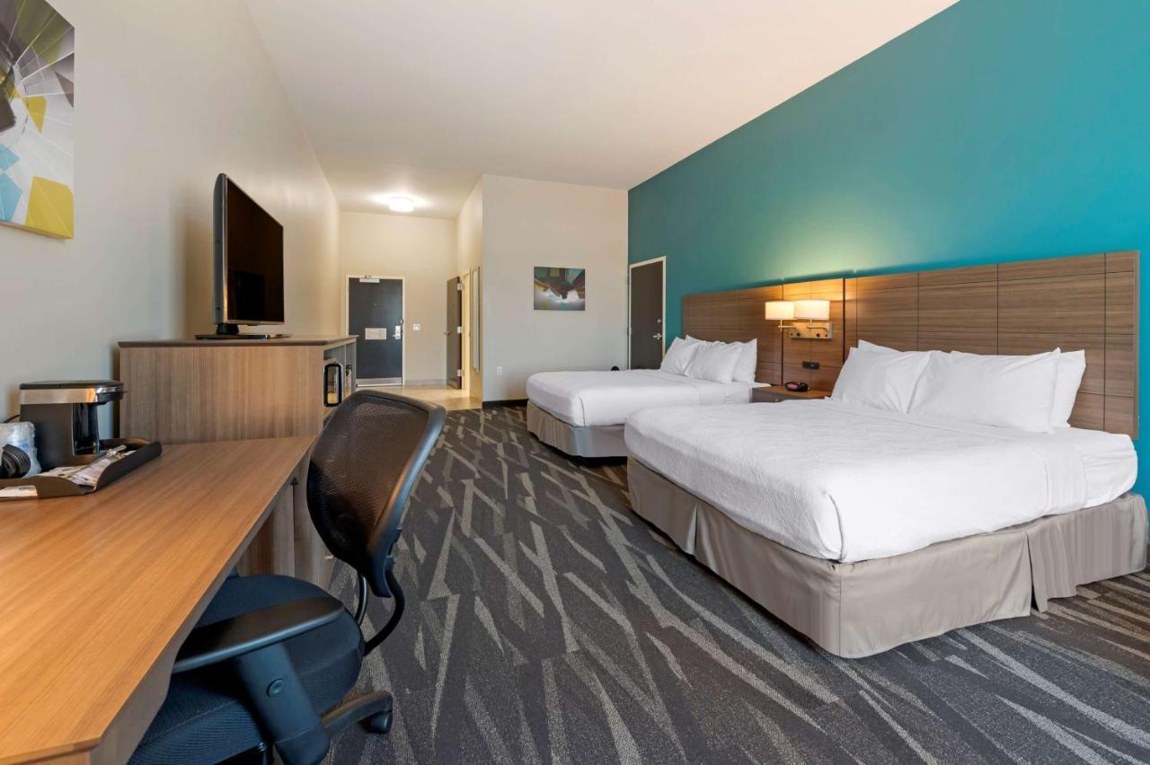 เบสต์ เวสเทิร์น พลัส เซ็นทราเลีย โฮเทล แอนด์ สวีท Hotel ภายนอก รูปภาพ