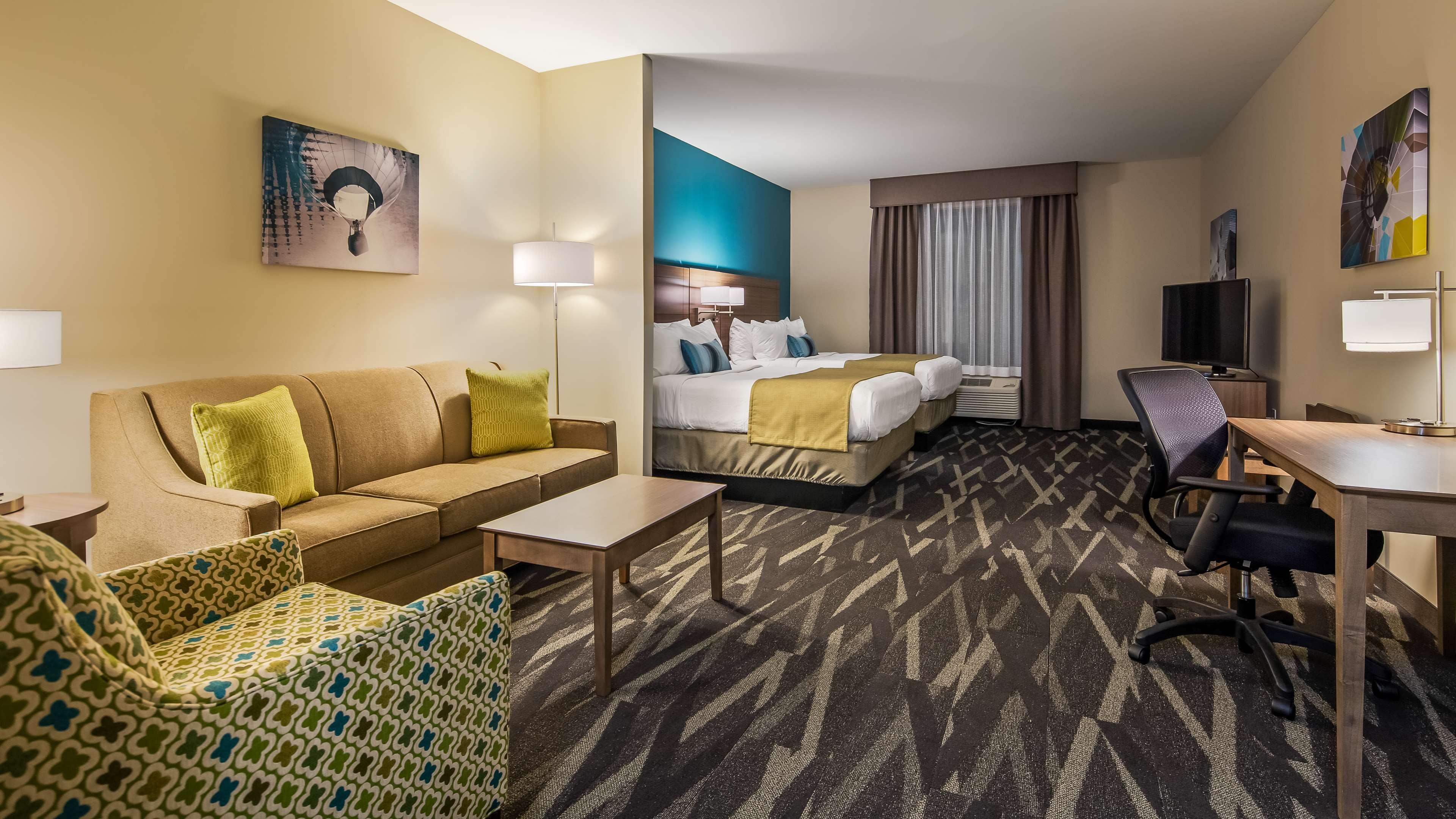 เบสต์ เวสเทิร์น พลัส เซ็นทราเลีย โฮเทล แอนด์ สวีท Hotel ภายนอก รูปภาพ