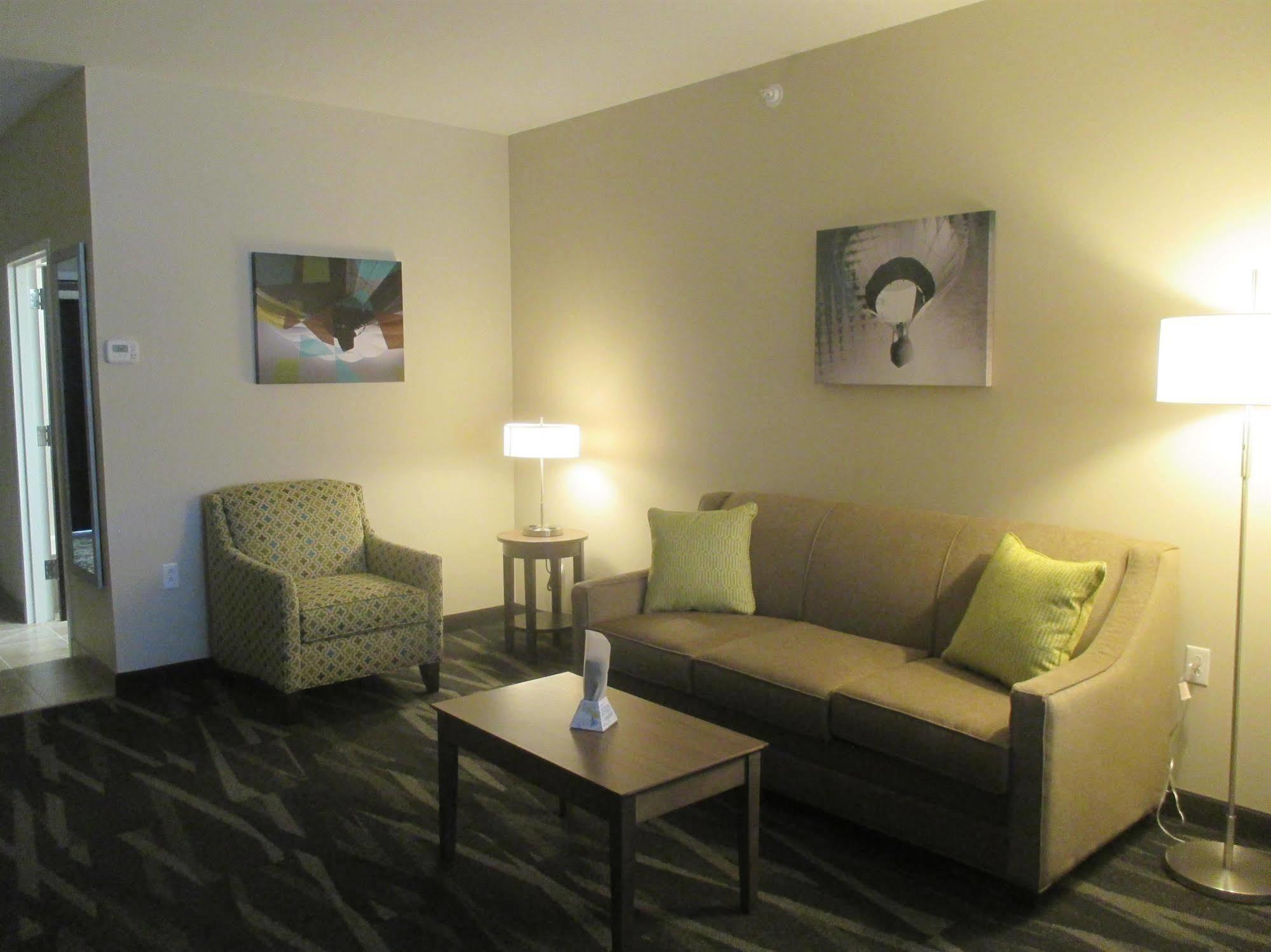 เบสต์ เวสเทิร์น พลัส เซ็นทราเลีย โฮเทล แอนด์ สวีท Hotel ภายนอก รูปภาพ